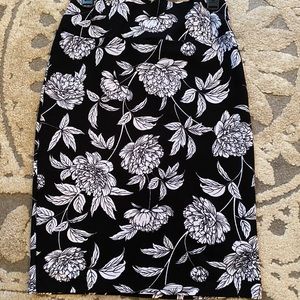 Lula Roe Cassie Pencil Skirt, Black White Medium